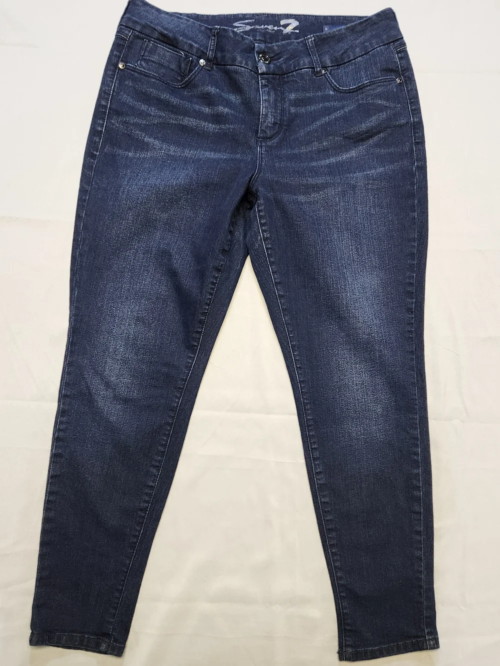 Seven7 Women's Dark Blue Skinny Jeans with Embroidered Back Pocket Size 14